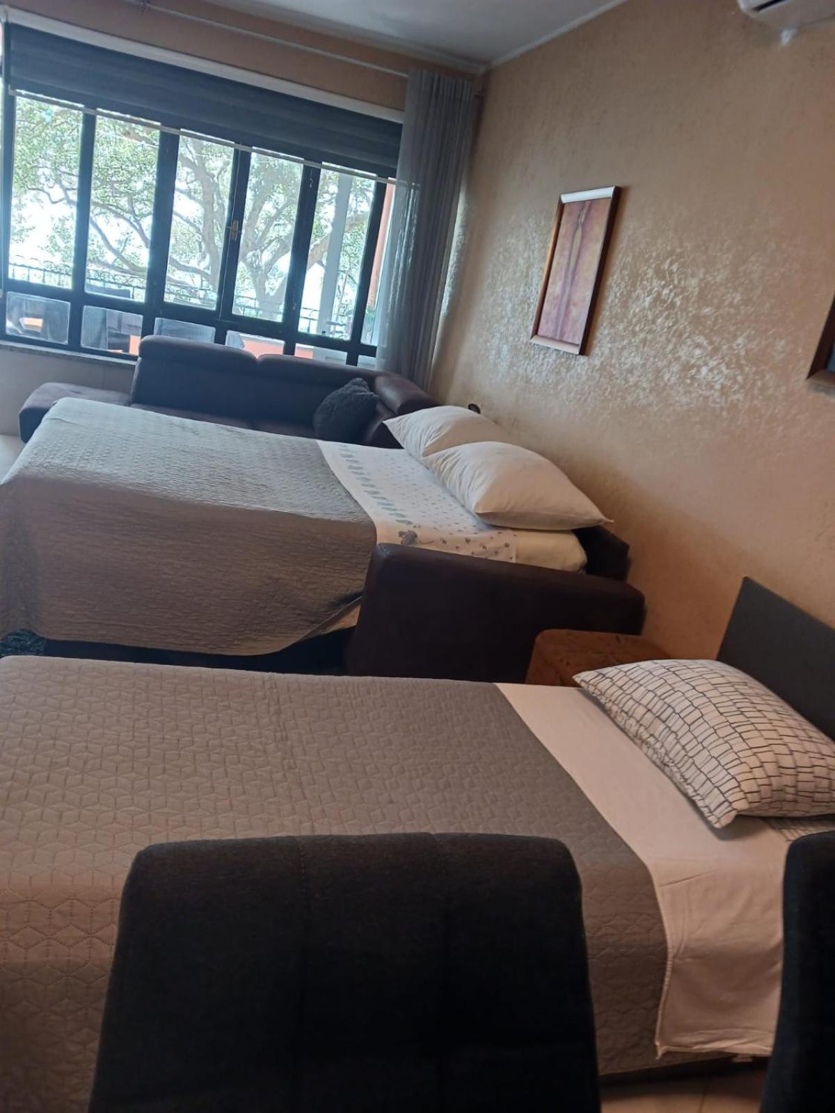 Apartmani Valerija I Joso 比比涅 客房 照片